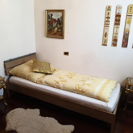 Casa Rossa Castellaro (Lombardy)